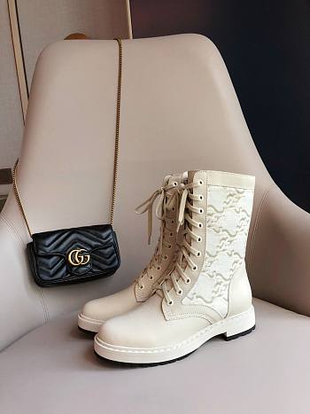 SIGNATURE White leather biker boots 8T8213AGEJF1FFA