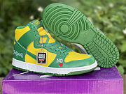 Supreme x SB Dunk High “Brazil” DN3741-002 - 2