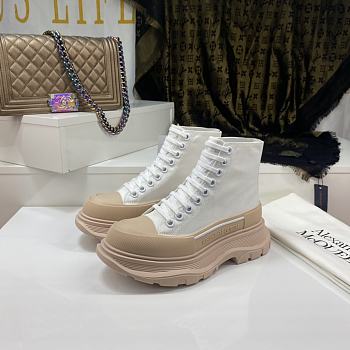 Alexander McQueen Tread Slick Lace Up Boot Beige