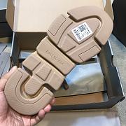 Balenciaga Speed Lace Up Triple Beige 587289W17019710 - 2