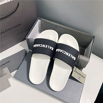 BALENCIAGA White Logo Pool Slides 2