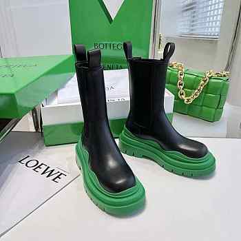 BOTTEGA VENETA Black & Green 'The Tire' Chelsea Boots