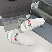 BALENCIAGA White Logo Wavy Pool Slides - 3