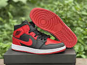 Air Jordan 1 Mid 