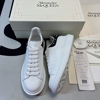 Alexander McQueen Oversized Charm