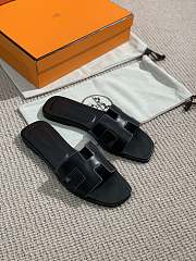 Hermes Oran Sandal Black Leather 002 - 1