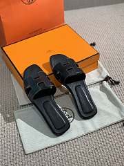 Hermes Oran Sandal Black Leather 002 - 3