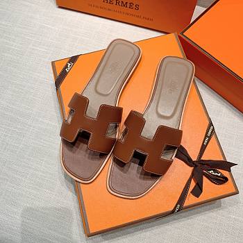 Hermes Oran Sandal Brown Leather 00