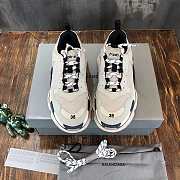 Balenciaga Triple S Vanille 524039 W09O6 9787 - 3