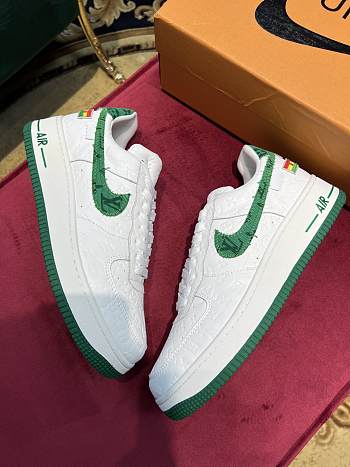 Louisvuitton x OFF-WHITE x Nike White-Green 0099
