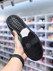 Nike SB Dunk Low IW 819674-301 959 - 4