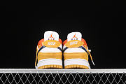 SB DUNK LOW YELLOW/ORANGE/WHITE-NAVY BLUE 304292-110  - 6