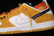 SB DUNK LOW YELLOW/ORANGE/WHITE-NAVY BLUE 304292-110  - 3