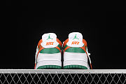 SB DUNK LOW WHITE/GREEN/ORANGE 304292-040  - 6