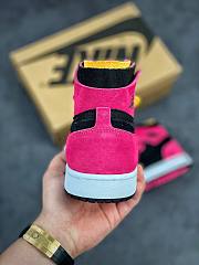 Air Jordan 1 High Zoom Air CMFT Hyper Pink  CT0978-601 - 3