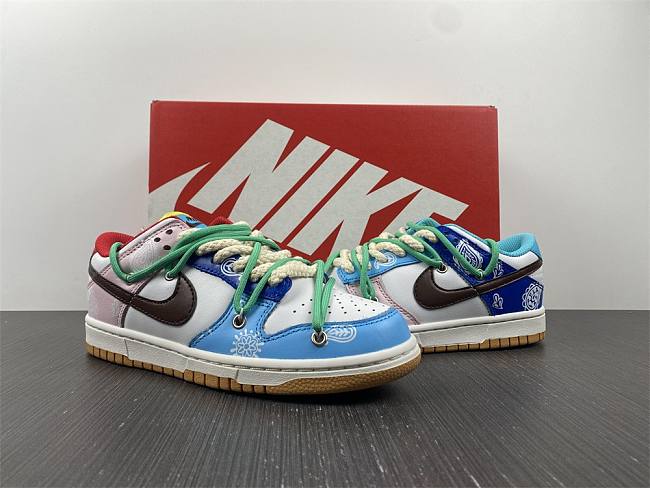 Nike Dunk Low SE ‘’ FREE.99'' CT2496-100  - 1