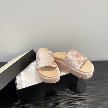 Gucci Platform Slide Sandal 003