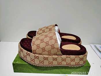 Gucci platform slide sandal 001