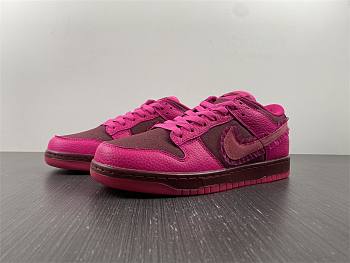 Nike Spruces Up Its Dunk Low 