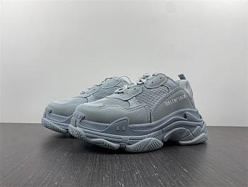 BALENCIAGA Men's TRIPLE S Series Daddy Shoes Ice Blue 524039