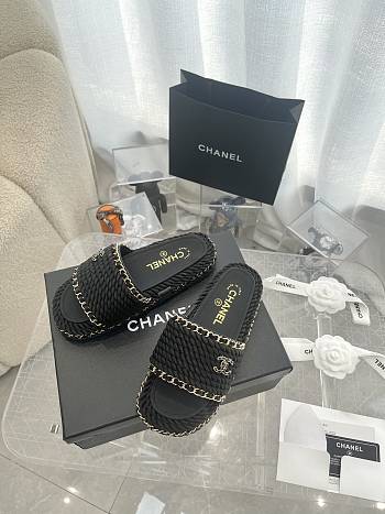 Channel sandals 001