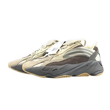  YEEZY BOOST 700 V2 _VANTA_ FU6684 