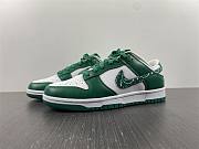 Nike Dunk Low SB Men's and Women's Low Top [Small Cashew Flower White and Green] DH4401-102 - 1