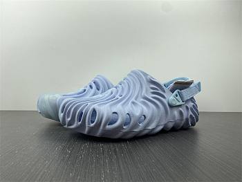 Crocs x Salehe Bembury fingerprint hole shoes light jade color God version 1 Item No. 207393-4ST