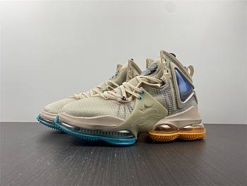 Nike Men's New LEBRON XIX EP Sports Basketball Shoes Topaz Yellow No. DC9341-200