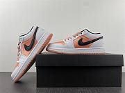 Air Jordan 1 Low White Light Madder Root (GS)  DM8960-801  - 3