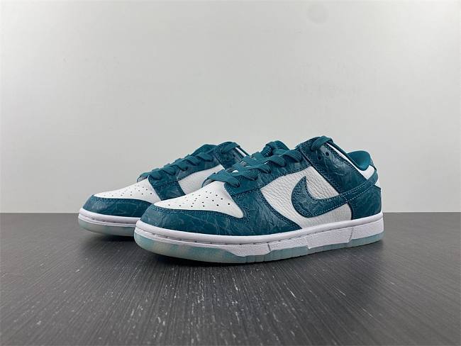 Nike W Dunk Low Ocean White and Green Crocodile Leather DV3029-100 - 1
