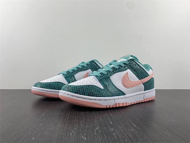 Nike Dunk SB Low 