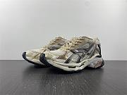 Balenciaga Runner Beige Black White 677403W3RB39891 - 1