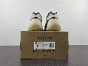  Adidas YEEZY 700 V3 