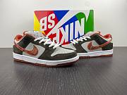 Nike Crushed Skate X Nike SB Dunk Low graffiti wall gray white orange buckle dh7782-001 - 3