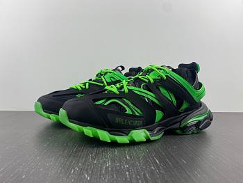 Balenciaga Balenciaga 3.0 Black Green 001