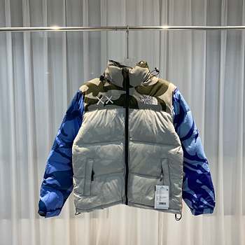 TNF&KAWS Joint Color Camouflage Down Jacket HT00420