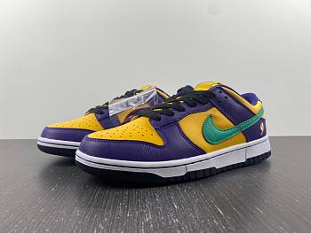 Nike Dunk Low Leslie Los Angeles Sparks Purple Yellow Green 9 Item No. DO9581-500