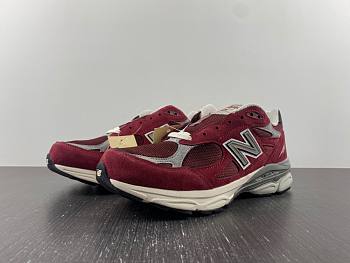 New Balance Logo Patch Lace-Up Sneakers M990TF3 