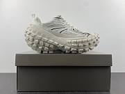 Balenciaga tires white black shoe world tank 001 - 3