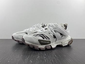 Balenciaga Track Sneaker 'White Black' 542023-W1GC4-9010