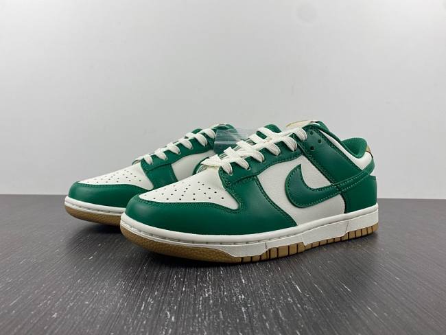 Nike Dunk Low Green White Gold FB7173-131 - 1