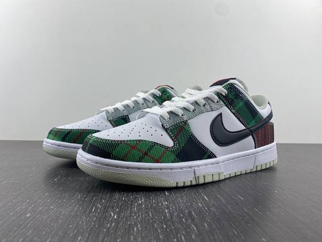 Nike Dunk Low Tartan Plaid DV0827-100 - 1