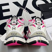 Balenciaga Runner Sneaker in neon pink 677402W3RBN9155 - 2