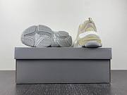  BALENCIAGA gray light green 524039 W2FW4 9790 - 6