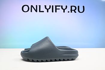 Yeezy Slide Black