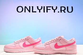 Dunk Low “Triple Pink” DH9756-600 