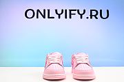 Dunk Low “Triple Pink” DH9756-600  - 5