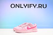 Dunk Low “Triple Pink” DH9756-600  - 3