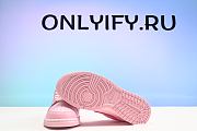 Dunk Low “Triple Pink” DH9756-600  - 2